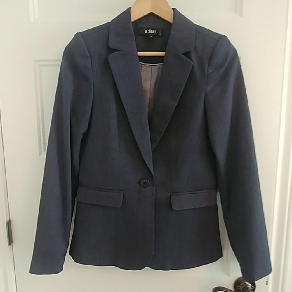Woman suit blue/white worn once